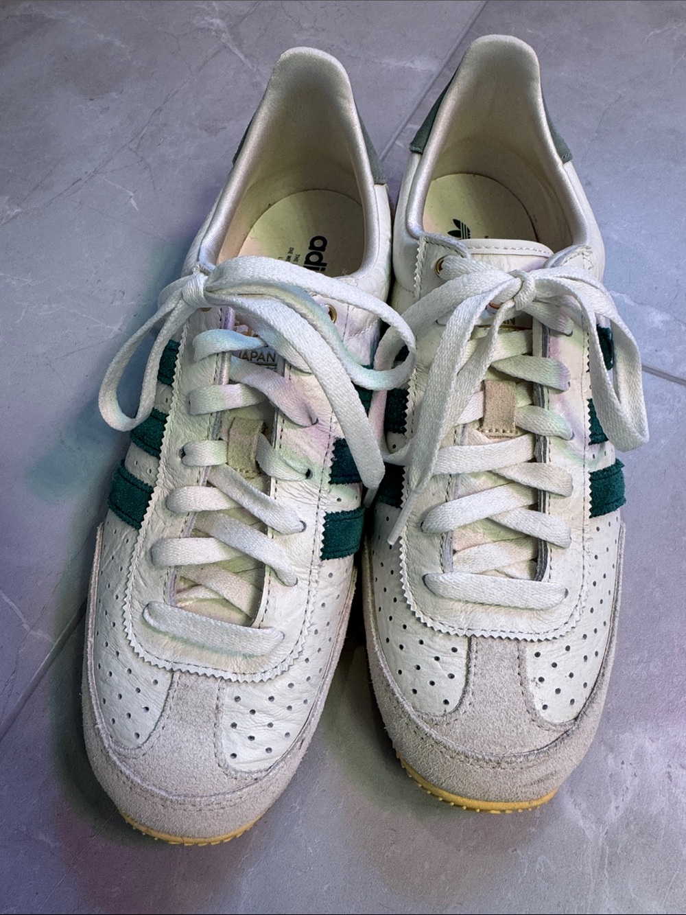 adidas Women's Japan White Sneakers with Green Three Stripes size 9